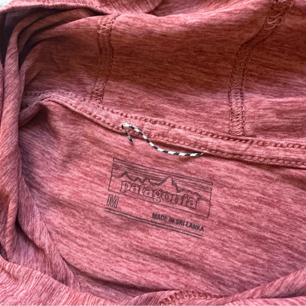 Patagonia Women’s Capilene Cool Daily Red Hoodie Long Sleeve Sweatshirt Outdoor - Picture 5 of 6